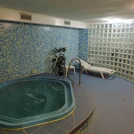 In Cervinia Due Hotel apartamentowy *