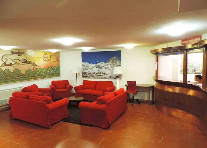 Апарт-готель In Cervinia Due Брей-Червінія