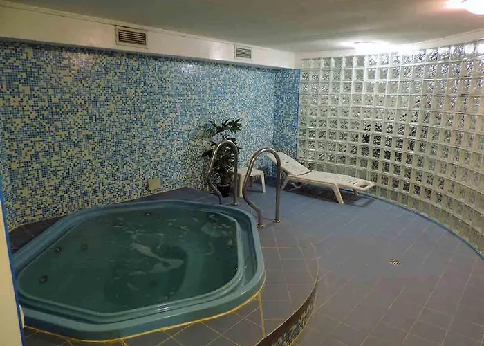 In Cervinia Due Апарт-отель *